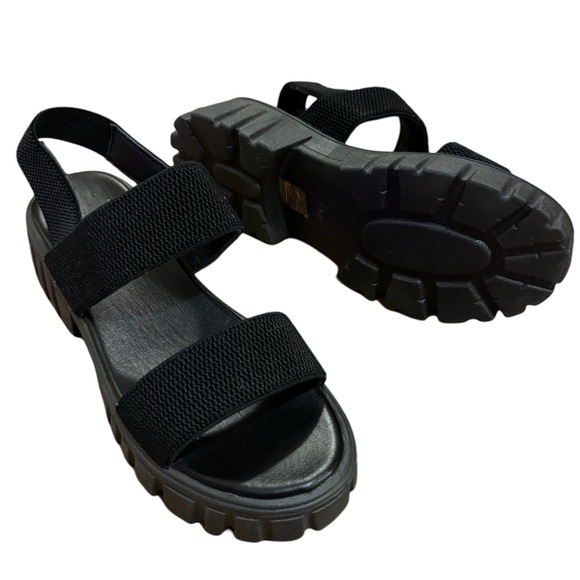 Chunky black platform sandals with stretchy strap - Picture 1 of 4